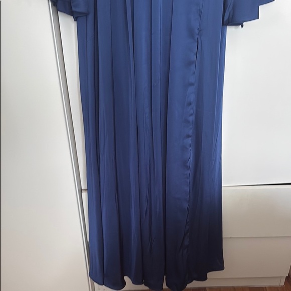 NWT | Mac Duggal Blue Charmeuse Soft Tie Keyhole Bell Sleeve Gown Size 6 - Picture 8 of 14